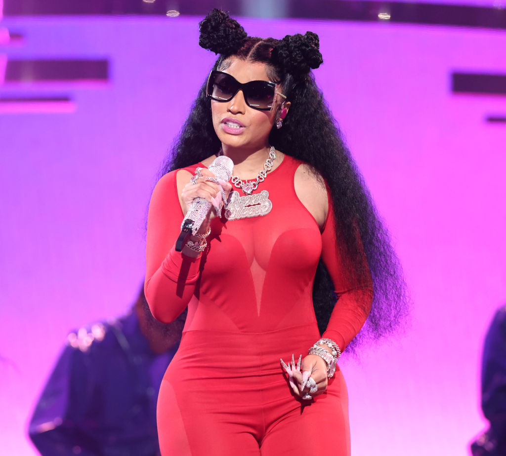 Nicki Minaj Refused To Perform “Starships” At New Year’s Eve Event: ‘I ...